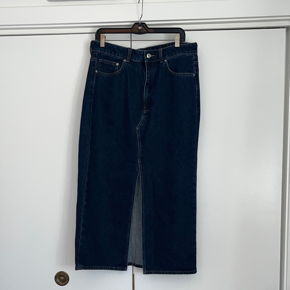 H&M Women's Dark Wash Blue Denim Maxi Skirt